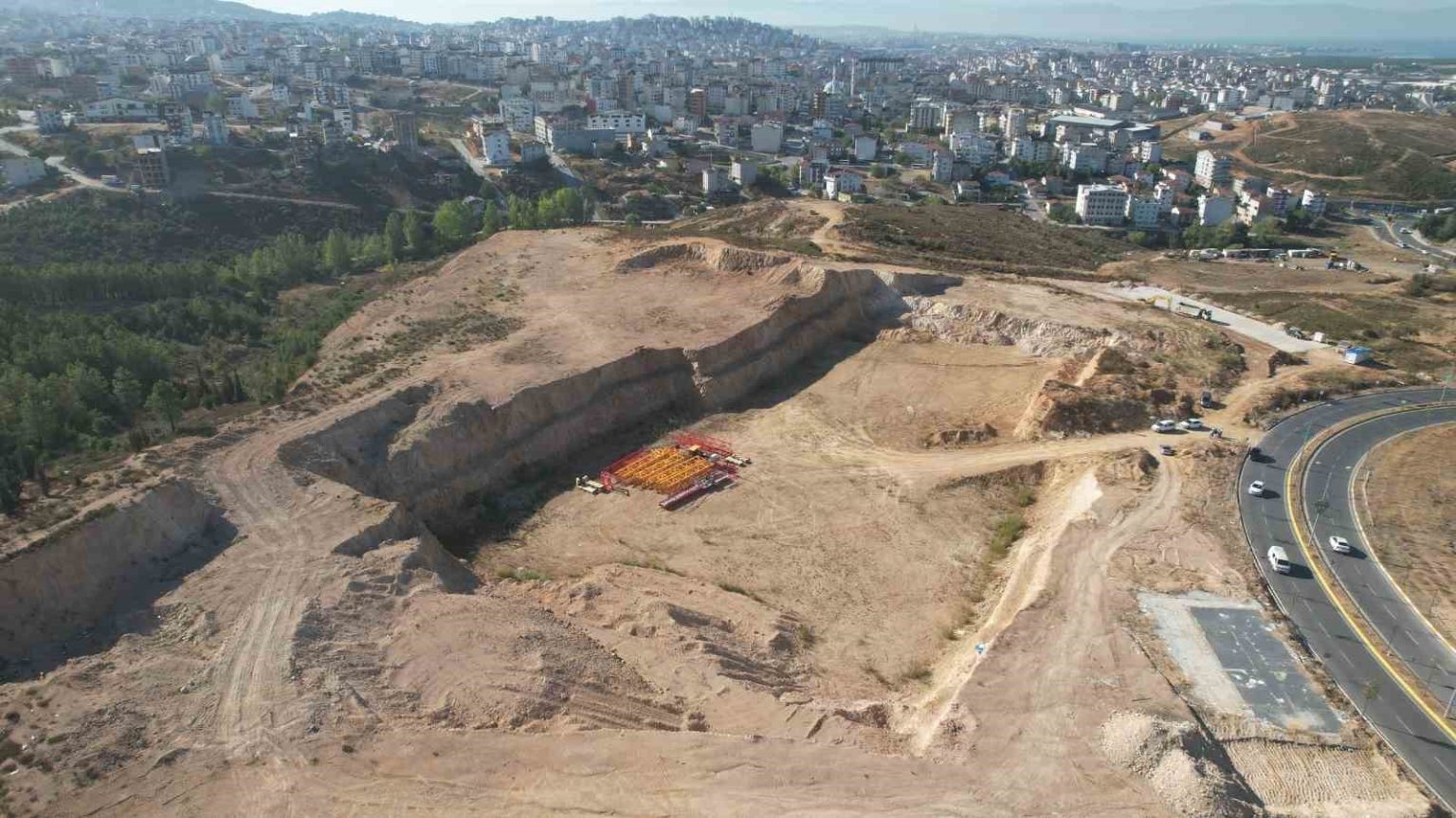 cayirovayi-sevindiren-haber-hastane-insaati-yeniden-basliyor