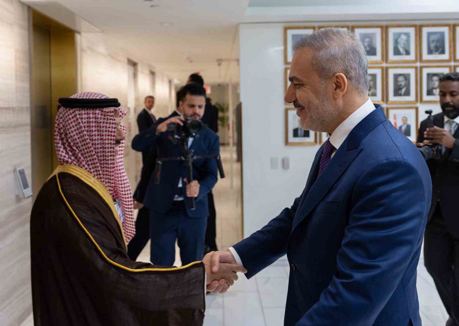 disisleri-bakani-fidan-suudi-arabistan-disisleri-bakani-al-suud-ile-gorustu