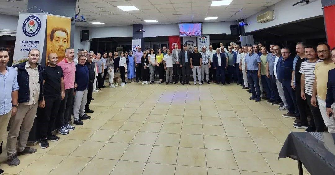 egitim-bir-senden-turgutluda-dayanisma-ve-istisare-toplantisi