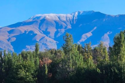 erzincanda-kesis-daginin-zirvesine-kar-yagdi