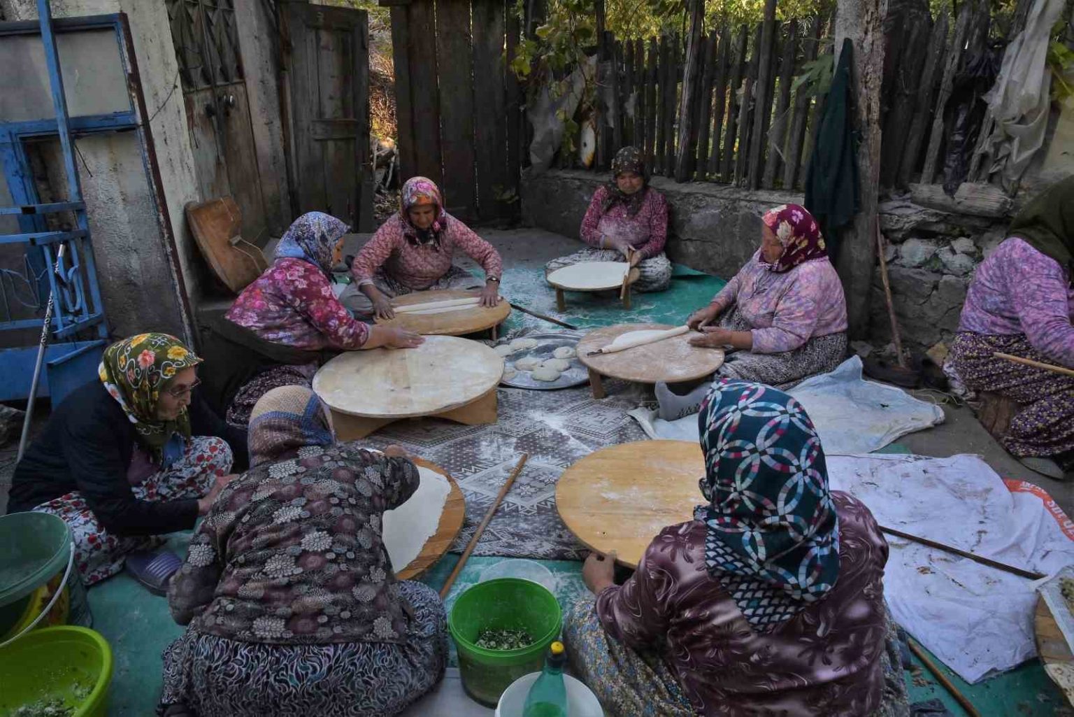erzincanda-paranin-gecmedigi-gelenek-devam-ediyor