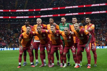 galatasarayda-3-degisiklik