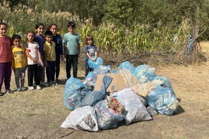 hakkaride-minik-eller-cop-topladi