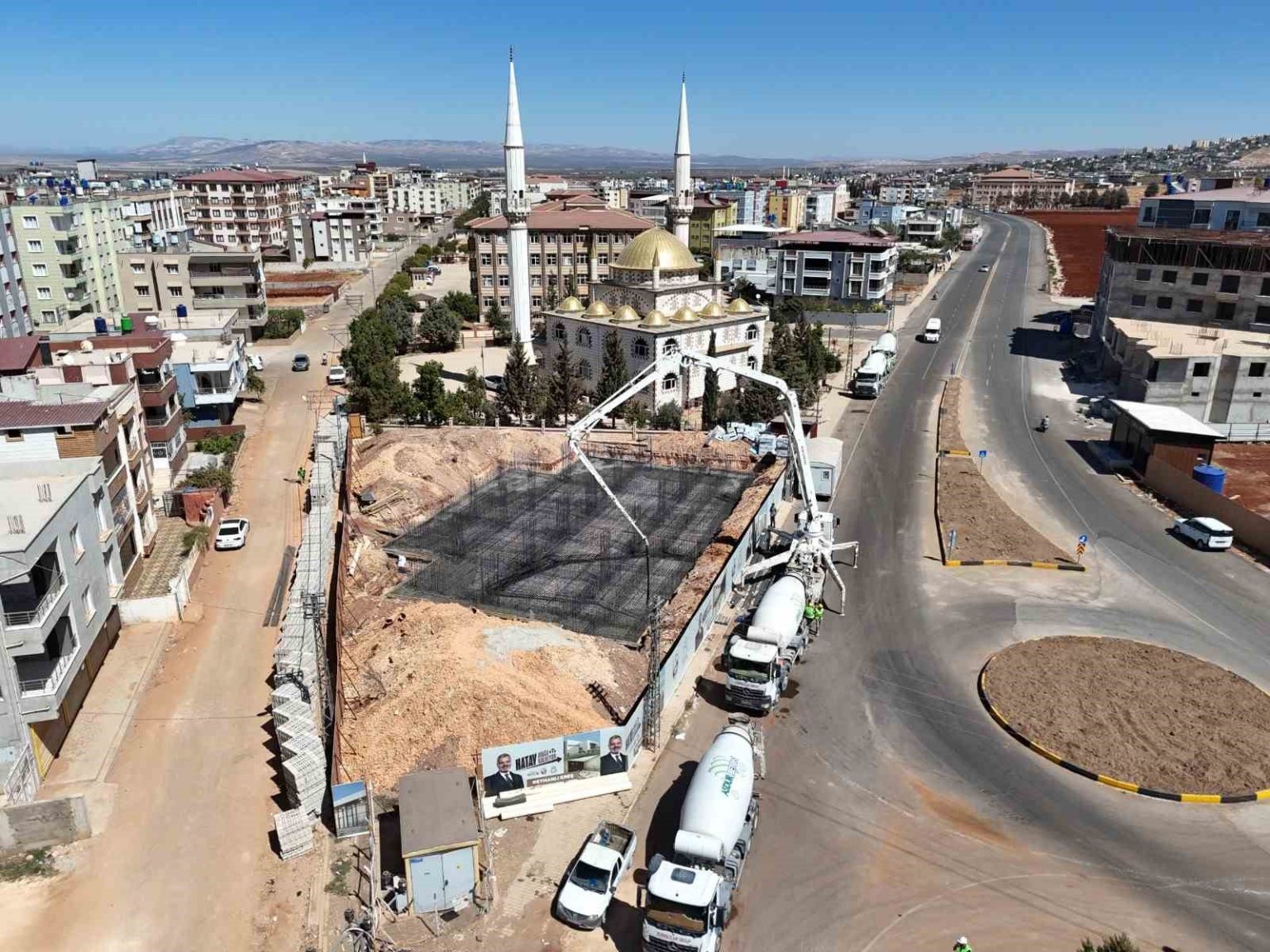 hbb-reyhanlida-kres-temeli-atti