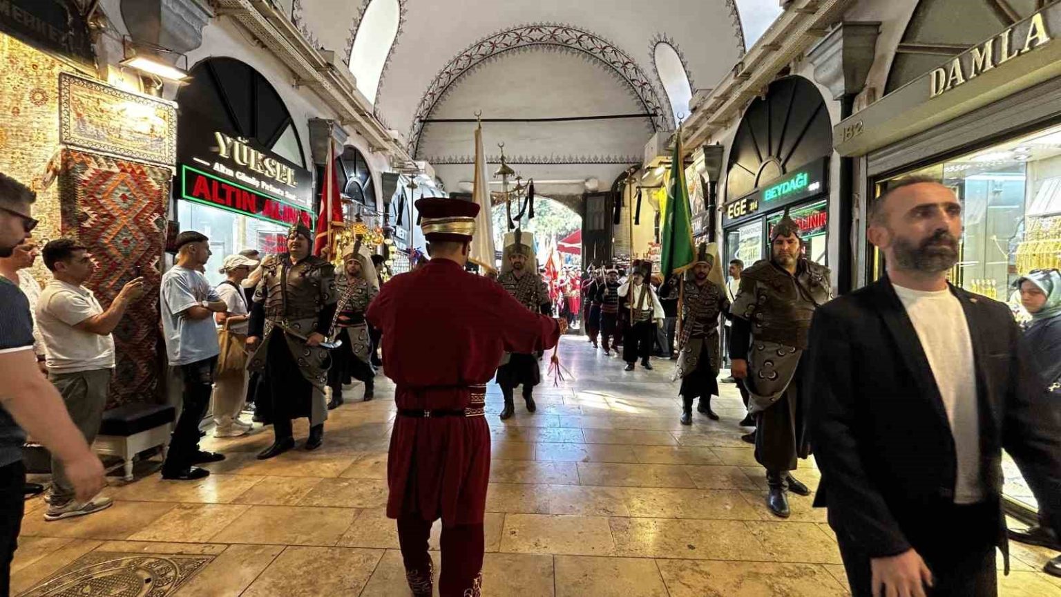 istanbul-valisi-gul-ahilik-gelenegi-toplumun-sigortasi
