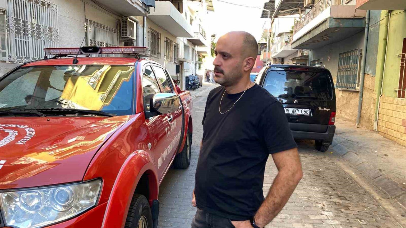 izindeki-itfaiyecinin-meslek-aski-takdir-topladi