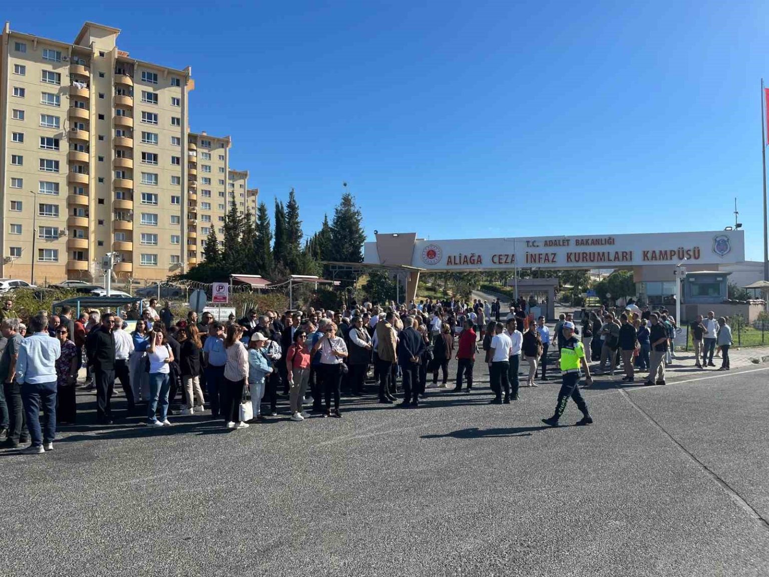 izmir-buyuksehir-yolsuzluk-davasinda-2-durusma-goruluyor