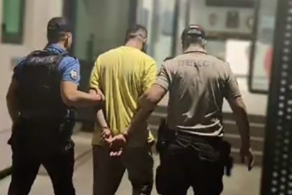 izmirde-kesinlesmis-hapis-cezasi-bulunan-2-supheli-yakalandi