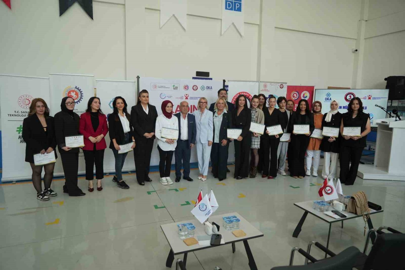 kadin-muhendis-okulu-ilk-mezunlarini-verdi