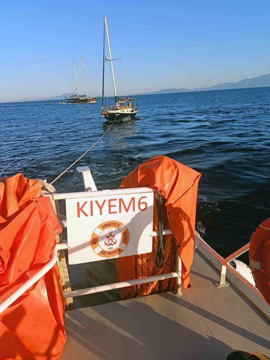 karaada-aciklarinda-suruklenen-tekne-kurtarildi