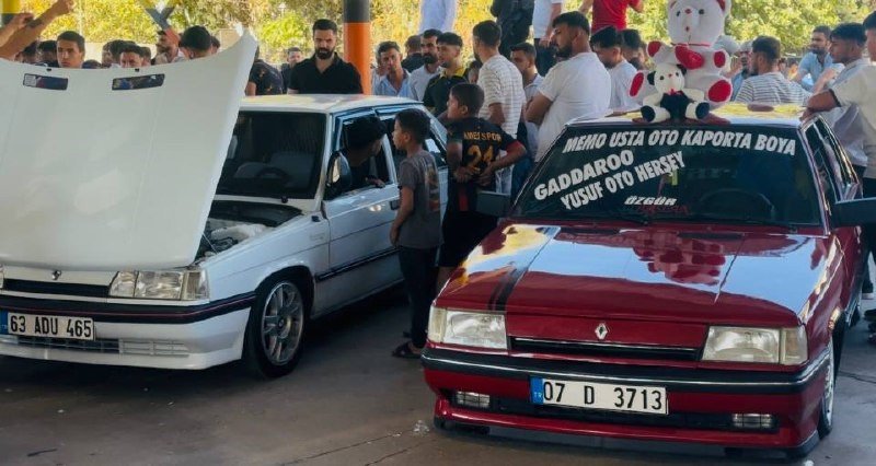 modifiye-arac-tutkunlari-suriye-sinirinda-bulustu