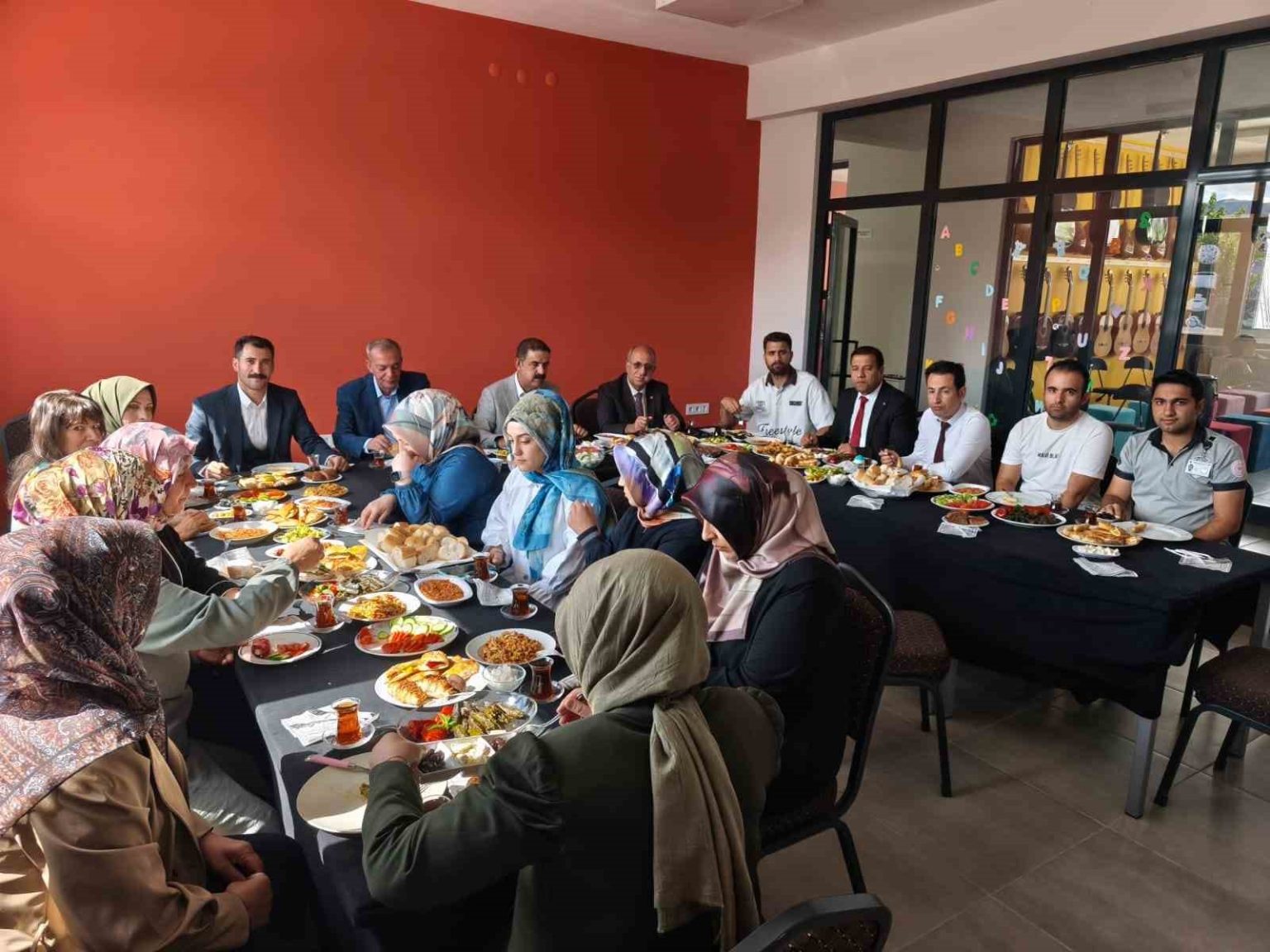 muradiye-halk-egitim-merkezinden-usta-ogreticilere-tesekkur-kahvaltisi
