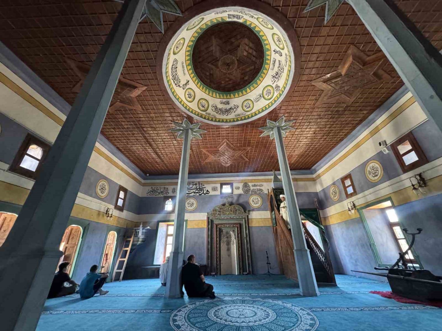 restorasyonu-tamamlanan-tarihi-sarihacilar-camisi-emanet-eserlerini-bekliyor