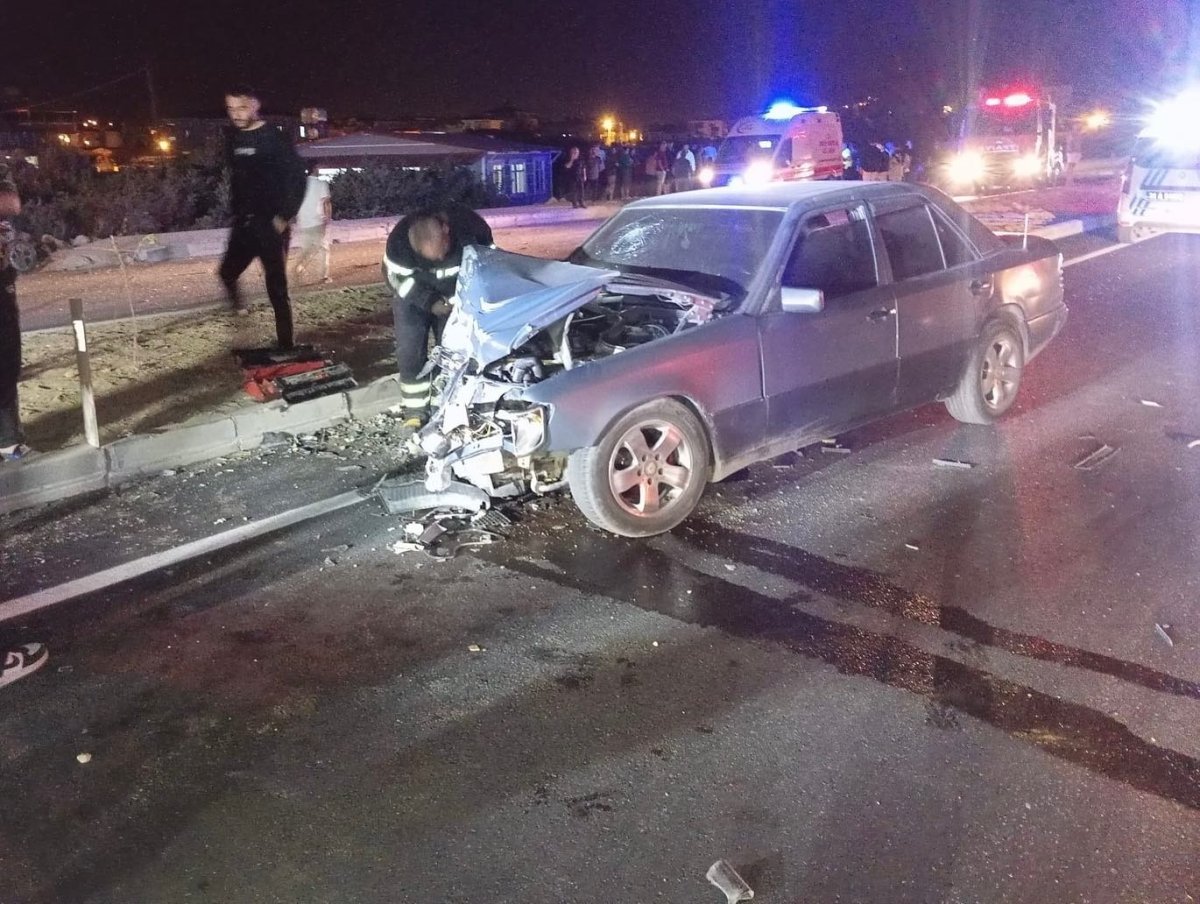 samandagda-trafik-kazasi-2-yarali