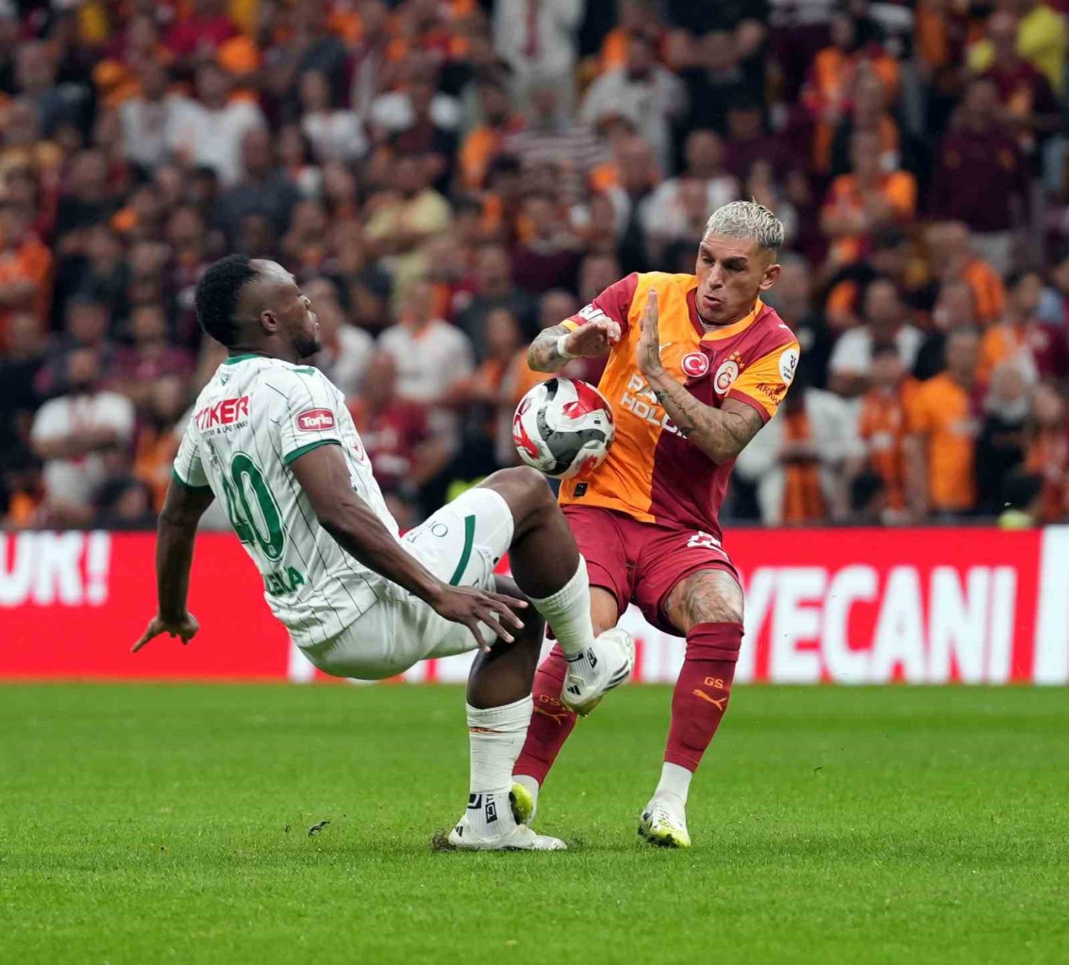 trendyol-super-lig-galatasaray-0-konyaspor-0-mac-devam-ediyor