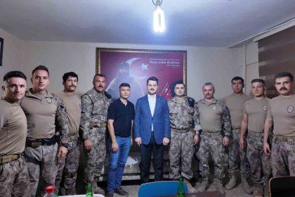 tuzluca-kaymakami-yilmazdan-ozel-harekat-polislerine-ziyaret