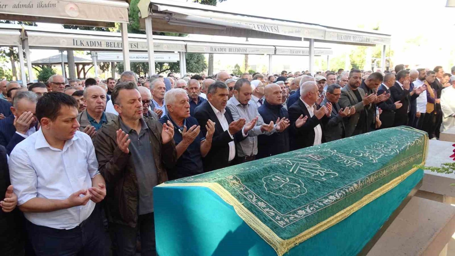 ulkucu-erdem-senocak-son-yolculuguna-ugurlandi