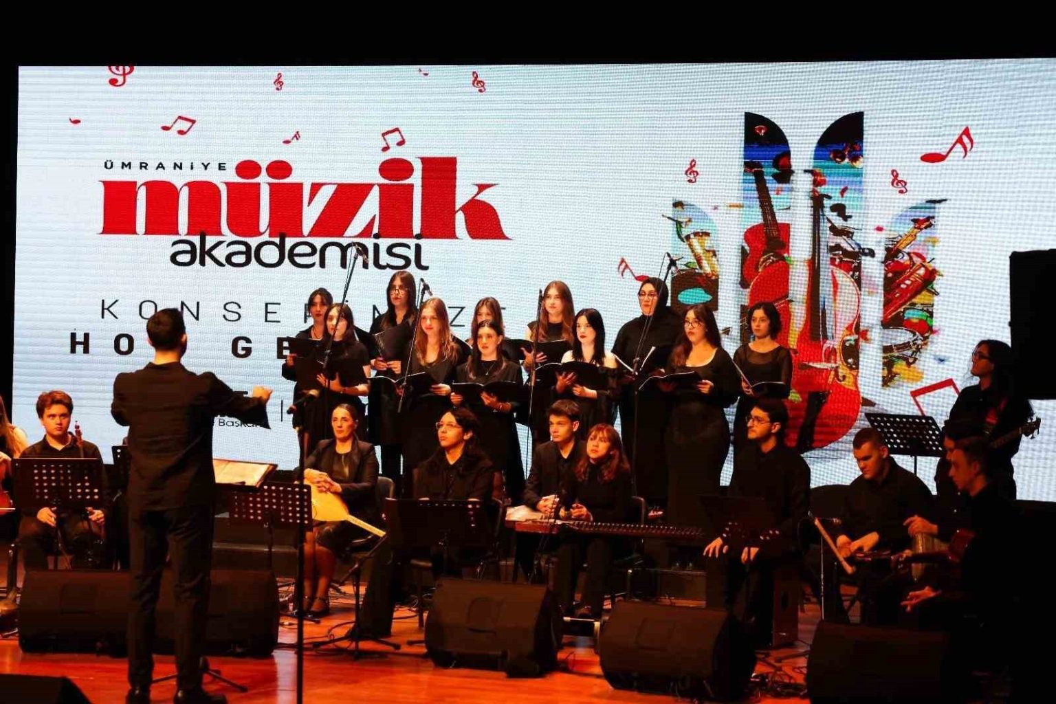 umraniye-belediyesi-muzik-akademisinden-yuzde-yuz-basari