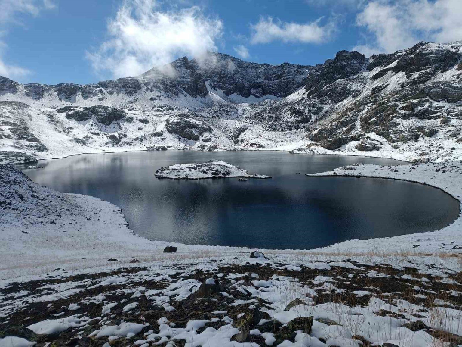 yedigollerde-muhtesem-kar-manzarasi