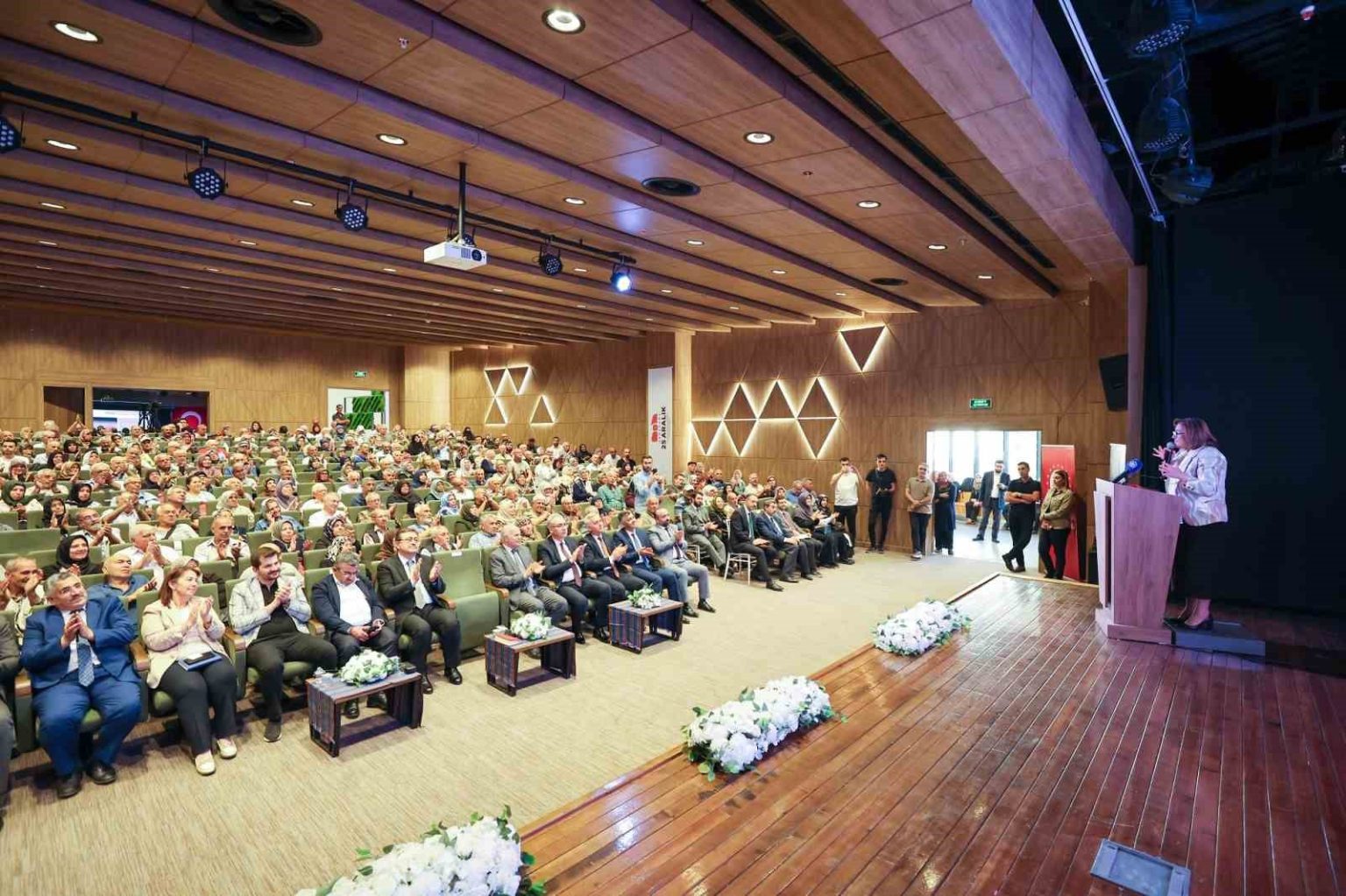 41-yillik-evli-ulu-cinarlarin-kutsal-yolculugu-icin-geri-sayim-basladi