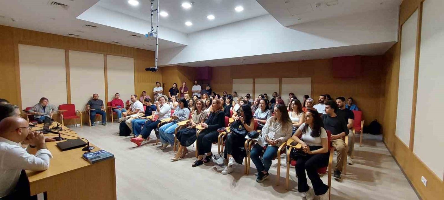 acikogretim-fakultesi-otag-yapay-zeka-egitimine-basladi