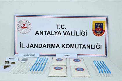 antalyada-5-kiloya-yakin-kokain-ele-gecirildi