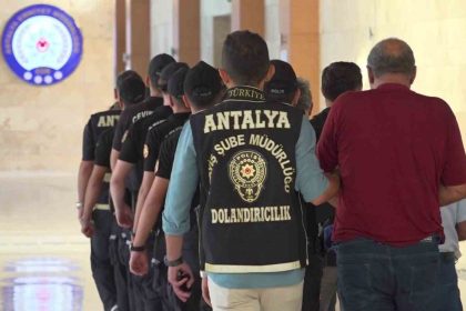 antalyada-dublorlu-730-milyonluk-vurgun-plani-coktu-7-tutuklama