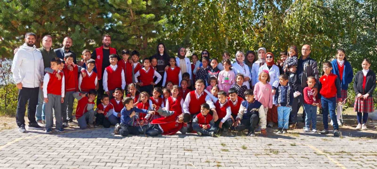 askale-genclik-merkezinden-ulasilmadik-cocuk-kalmasin-projesi