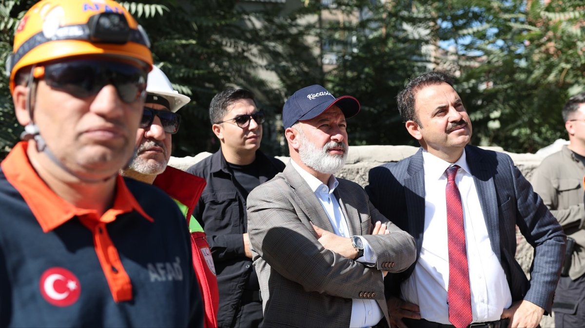 baskan-colakbayrakdar-deprem-gercegini-unutmayalim-her-daim-hazirlikli-olmaliyiz