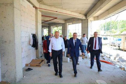 baskan-ozlu-otel-yatirimini-yerinde-inceledi