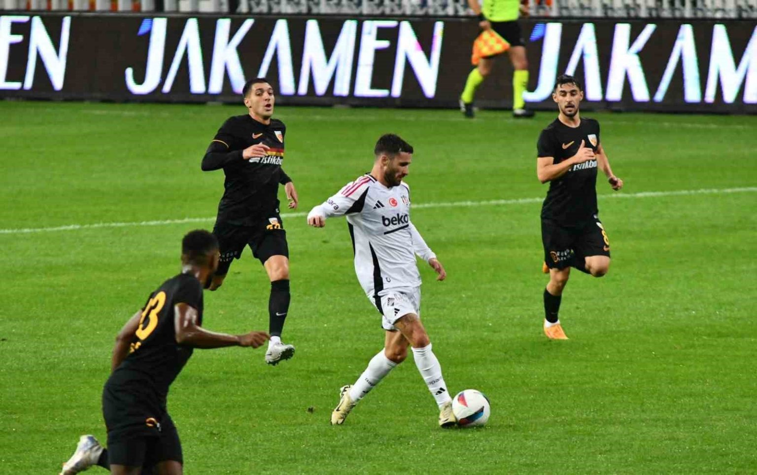 besiktas-erteleme-macinda-kayserispora-konuk-olacak