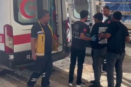 beton-mikseri-minibus-ve-otomobilin-karistigi-kazada-2-kisi-yaralandi