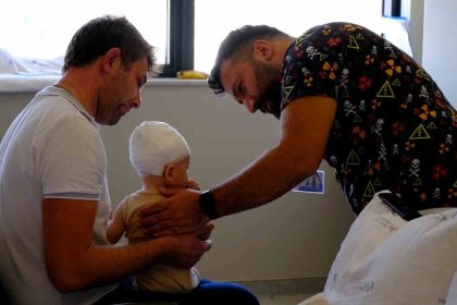 beyin-kanamasi-geciren-cinar-bebek-doktorun-hizli-mudahalesiyle-sifa-buldu