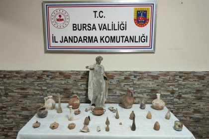 bursada-tarihi-eser-operasyonu-roma-ve-bizans-objeleri-ele-gecirildi