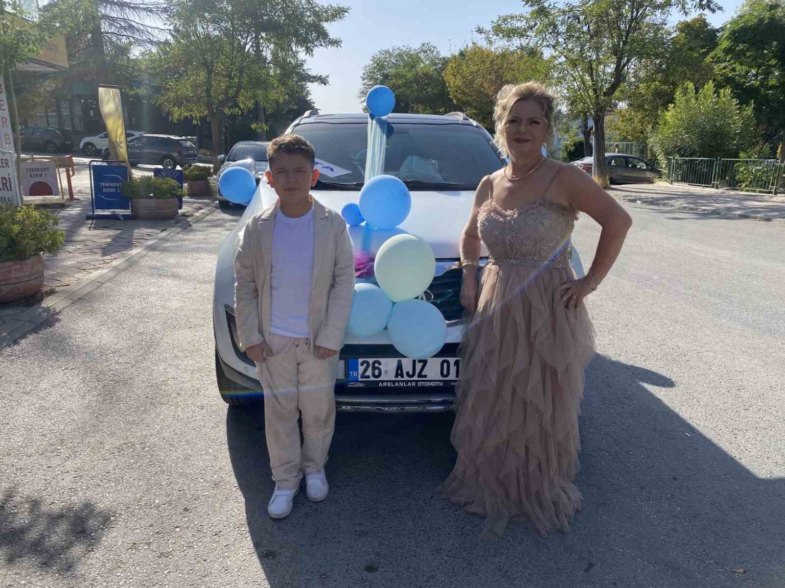 calisir-durumdaki-sunnet-aracini-farklilik-olsun-diye-cekici-ile-tasidilar