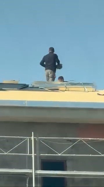 canlarini-hice-sayarak-catida-onlem-almadan-calistilar