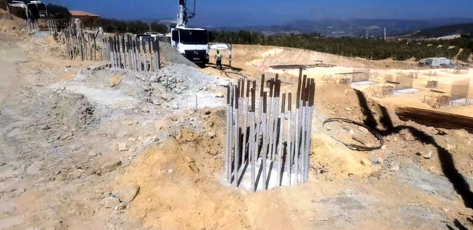 cokme-yasanan-karayolunda-calismalar-araliksiz-devam-ediyor