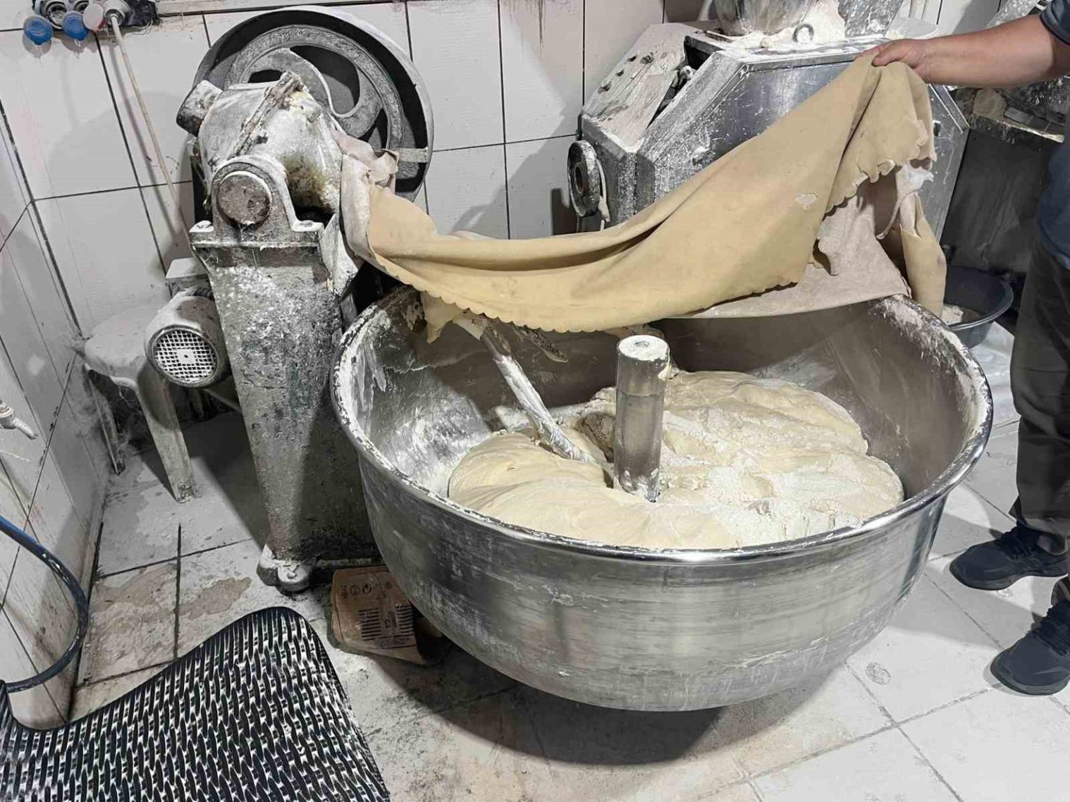 edirnede-ruhsatsiz-ekmek-firini-muhurlendi