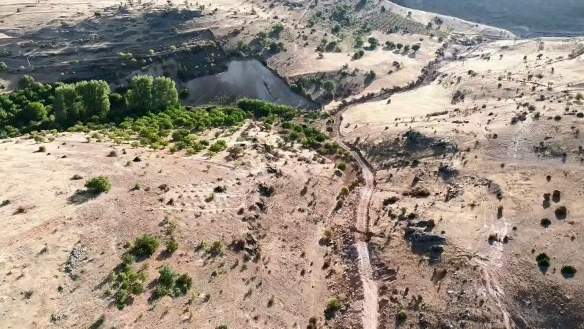 elazig-valisi-devreye-girdi-40-yillik-yol-sorunu-cozuldu
