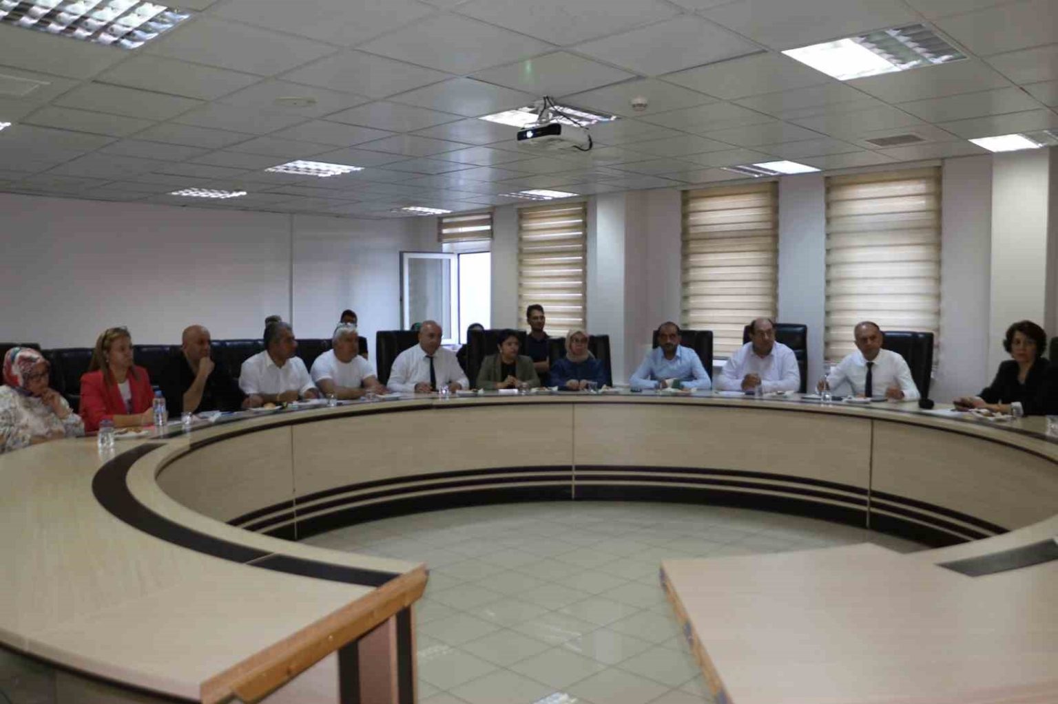 elazigda-kamu-hastaneleri-hizmetleri-degerlendirme-toplantisi