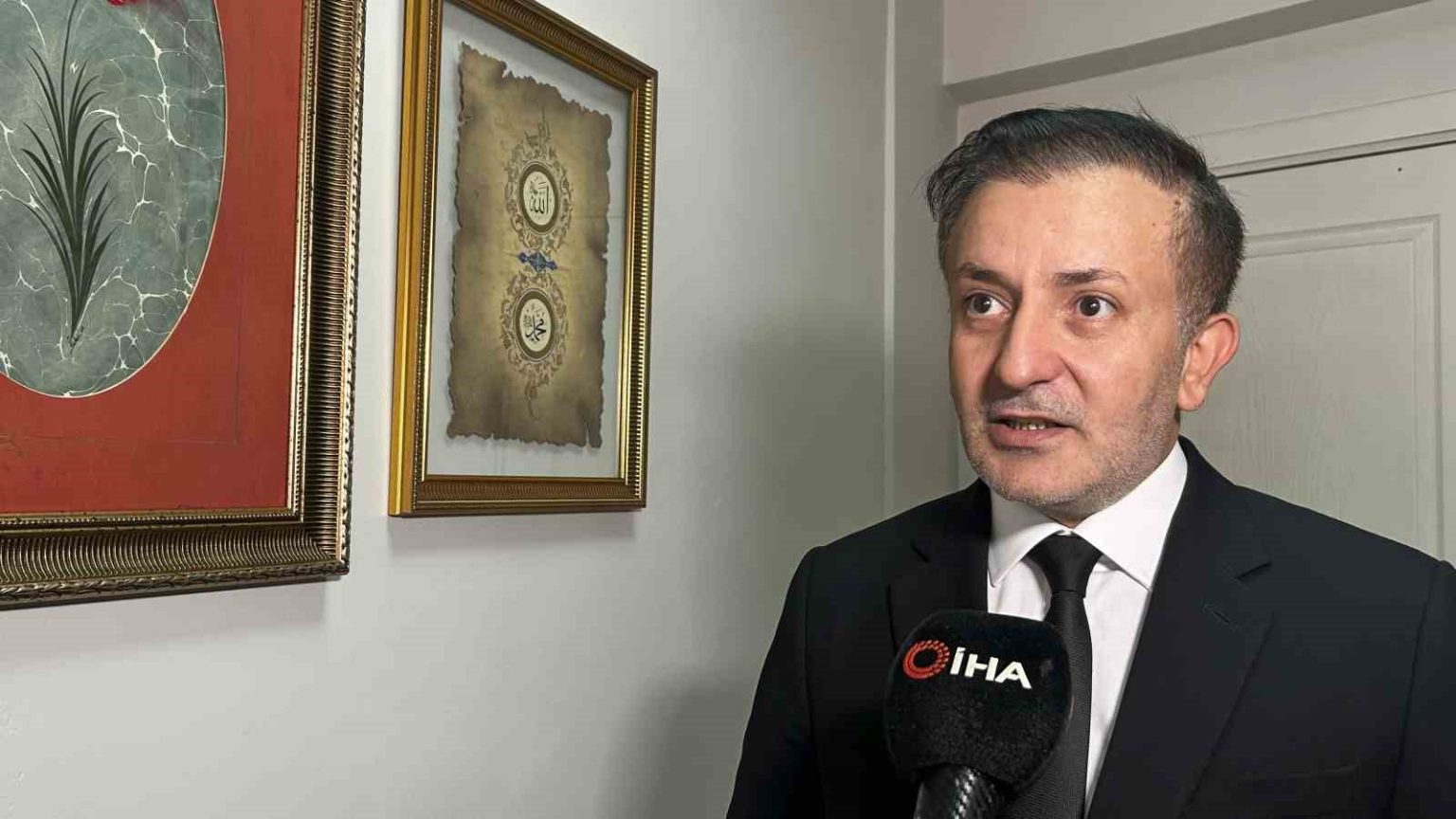 hac-ve-umre-seyahat-acentalari-derneginden-bireysel-umre-hizmeti-veren-dolandiricilara-inanmayin-uyarisi