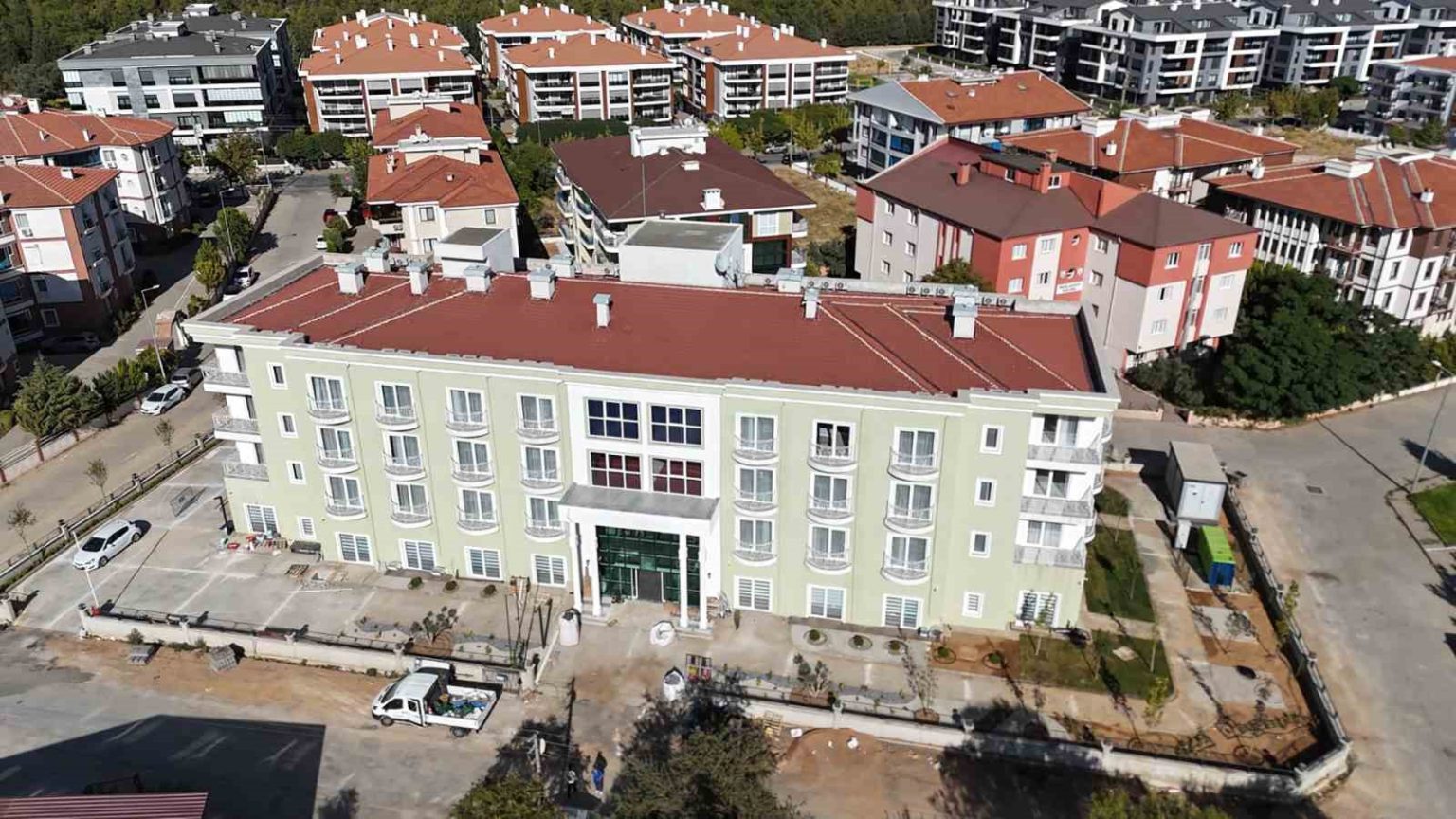 hasan-ozcan-yasam-evi-acilisa-hazirlaniyor