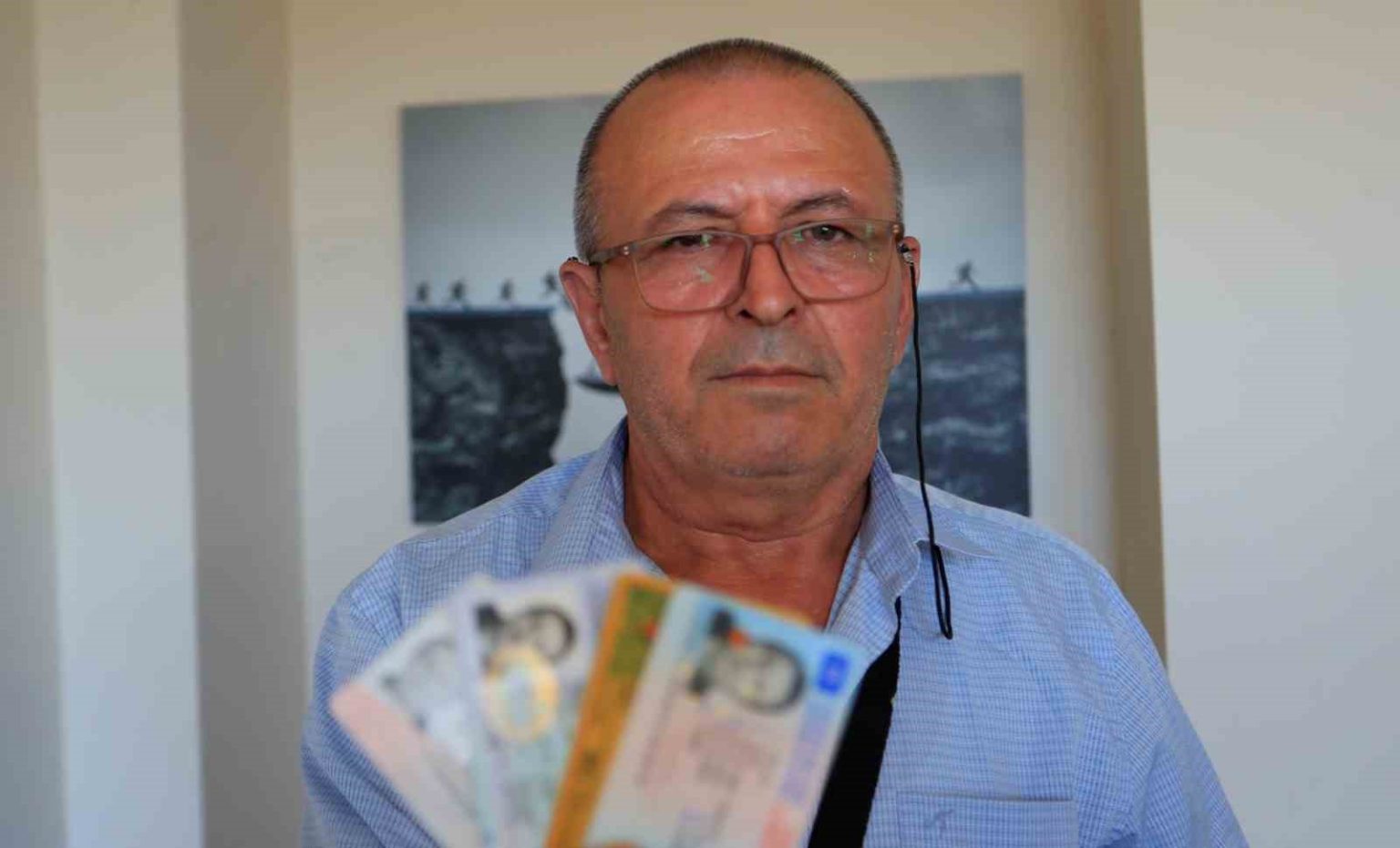 hayatini-5-farkli-isimle-surdurdu-emekliligi-icin-yeni-bir-umut-dogdu