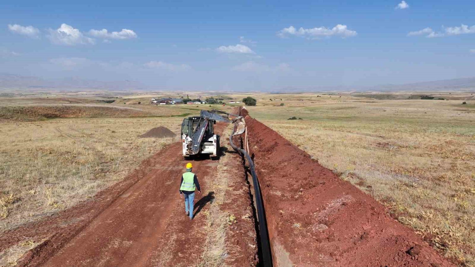 hinis-baskoy-baraji-sulama-insaati-son-hizla-devam-ediyor