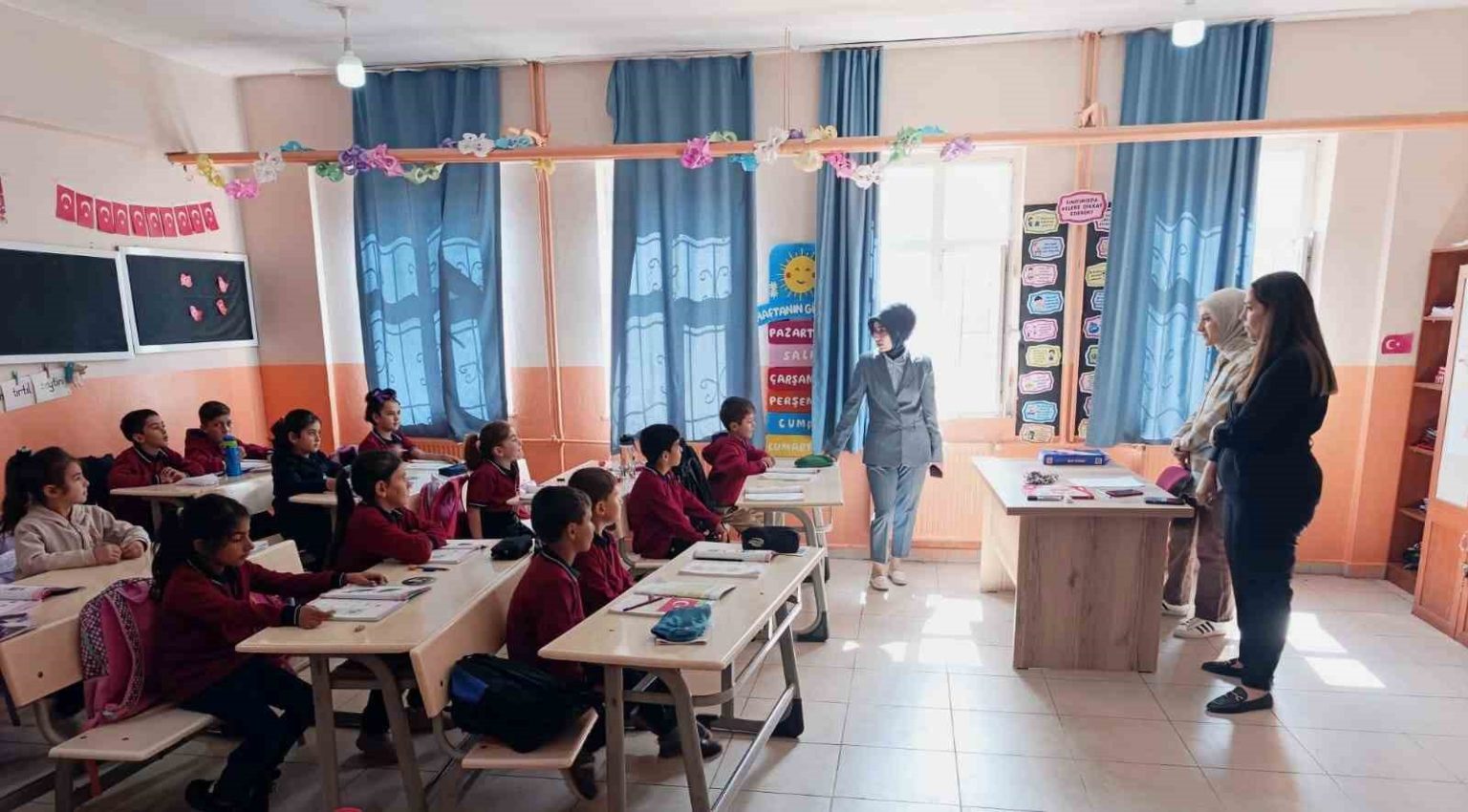 ilce-milli-egitim-muduru-camdan-okullara-ziyaret