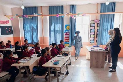 ilce-milli-egitim-muduru-camdan-okullara-ziyaret