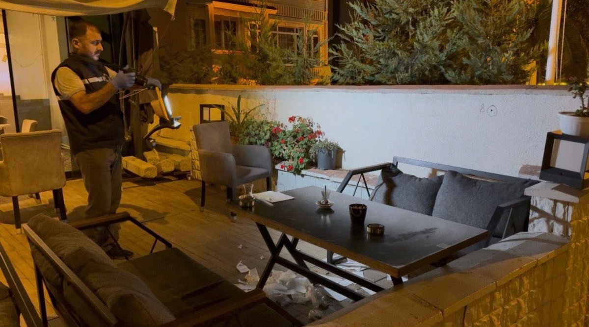 kefeye-silahli-saldiri-kamerada