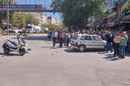 otomobil-ile-motosiklet-carpisti-2-yarali
