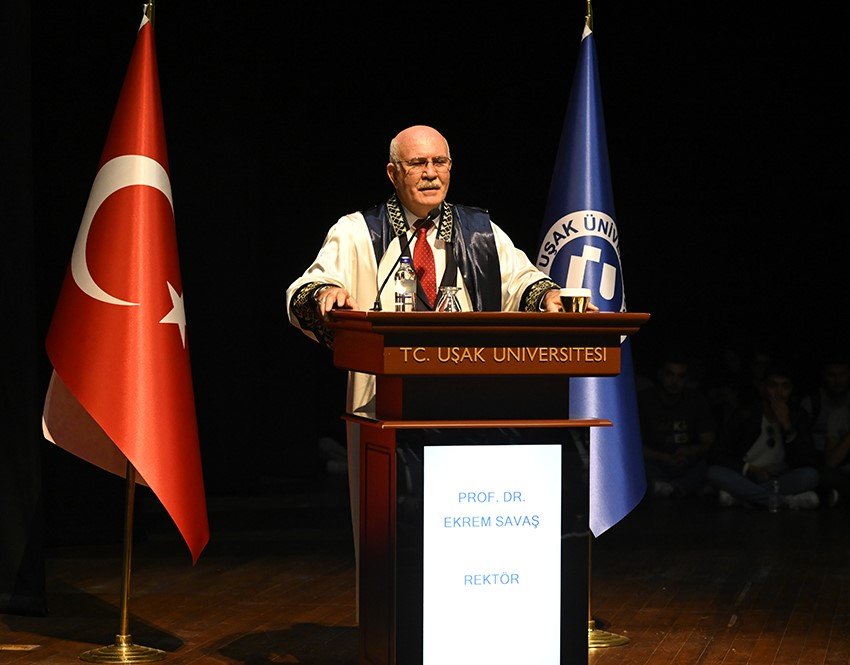 rektor-savas-dunyanin-en-etkili-bilim-insanlari-listesinde-zirveye-yerlesti