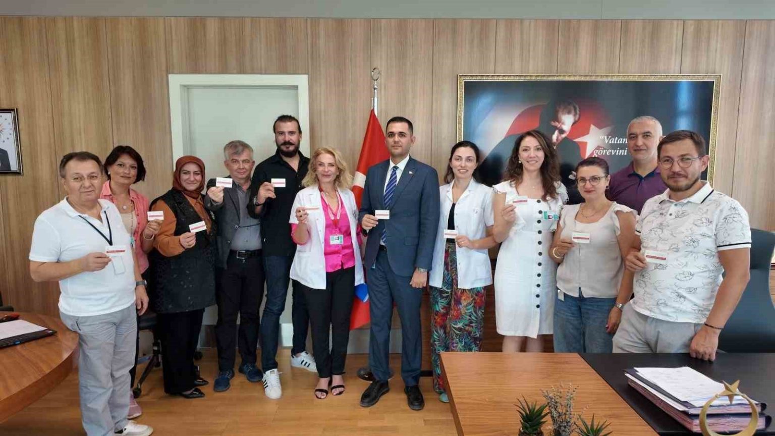 saglik-calisanlarindan-anlamli-bagis
